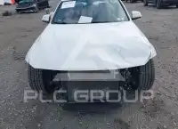 2018 BMW 330 photo