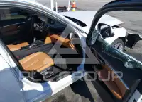 2018 BMW 330 фото