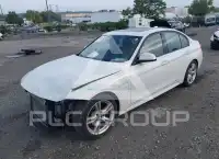 2018 BMW 330 photo