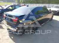 2018 BMW 750 фото