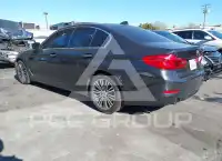 2018 BMW 530 фото