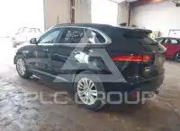 2018 Jaguar F-PACE photo