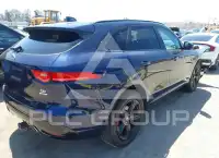 2018 Jaguar F-PACE photo