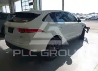 2018 Jaguar F-PACE photo