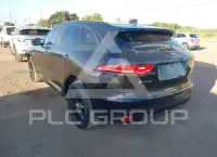 2018 Jaguar F-PACE photo