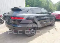 2018 Jaguar F-PACE photo
