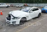 2018 Jaguar XE фото