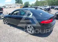 2018 Jaguar XE фото