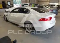 2018 Jaguar XE фото