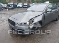 2018 Jaguar XE фото