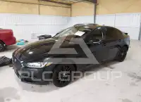 2018 Jaguar XE photo