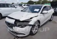 2018 Infinity QX30 photo