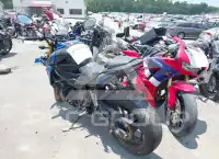 2018 Suzuki GSX-S750 фото