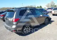 2018 Subaru Forester фото