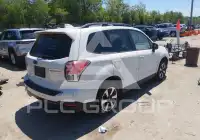 2018 Subaru Forester photo