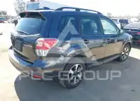 2018 Subaru Forester photo
