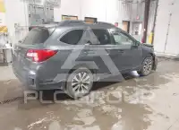 2018 Subaru Outback photo