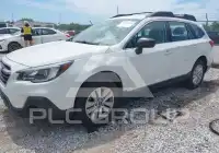 2018 Subaru Outback photo