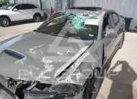 2018 Dodge CHARGER photo