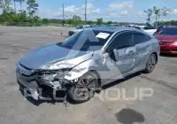 2018 Honda CIVIC фото