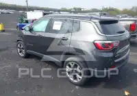 2018 Jeep COMPASS photo