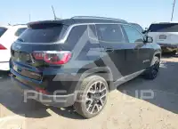 2018 Jeep COMPASS фото
