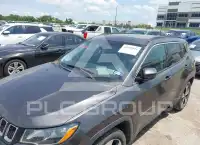 2018 Jeep COMPASS photo