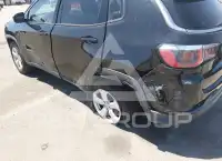 2018 Jeep COMPASS photo