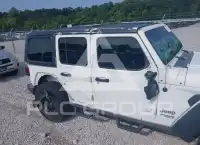 2018 Jeep WRANGLER фото