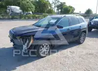 2018 Jeep CHEROKEE photo
