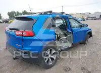 2018 Jeep CHEROKEE фото