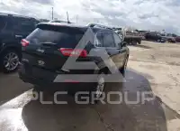2018 Jeep CHEROKEE фото