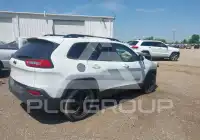 2018 Jeep CHEROKEE фото