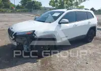 2018 Jeep CHEROKEE photo