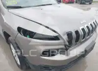 2018 Jeep CHEROKEE фото