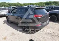 2018 Jeep CHEROKEE photo