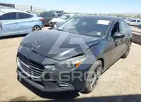 2018 Mazda 3 photo