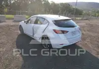 2018 Mazda 3 фото