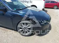 2018 Mazda 3 фото
