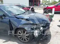 2018 Mazda 3 фото