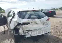 2018 Mazda 3 фото