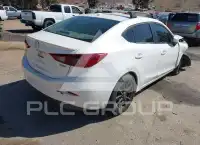2018 Mazda 3 фото