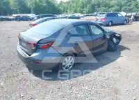 2018 Mazda 3 фото