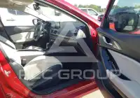 2018 Mazda 3 photo