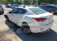 2018 Mazda 3 фото