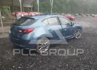 2018 Mazda 3 photo
