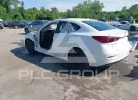 2018 Mazda 3 фото