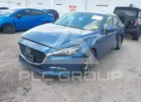 2018 Mazda 3 photo