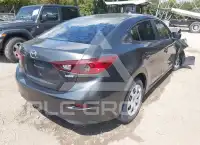 2018 Mazda 3 фото