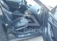 2018 Mazda 3 photo